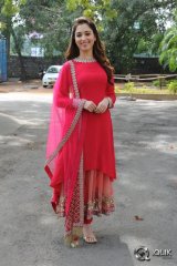 Tamannah at Bengal Tiger Movie Press Meet